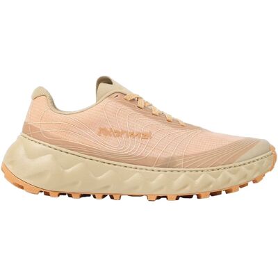 Chaussures NNormal Tomir 2.0 Orange Rose - Trail - Publicité Chaussures NNormal Tomir 2.0 Orange Rose - Trail - Publicité