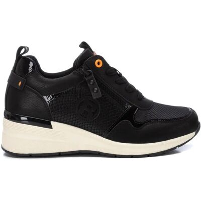 Refresh Μοντέλο 171258 - Μαύρα sneakers με πλατφόρμα - Casual παπούτσια Refresh Μοντέλο 171258 - Μαύρα sneakers με πλατφόρμα - Casual παπούτσια