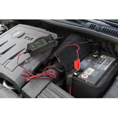 Nabíjačka mikroprocesor 12V 4A - Olovo/Gél/AGM/120Ah Nabíjačka mikroprocesor 12V 4A - Olovo/Gél/AGM/120Ah