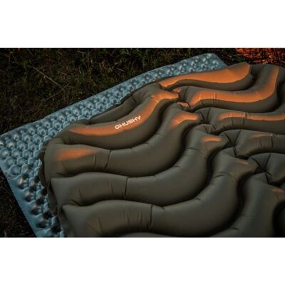 Husky Feezy 6 Matelas gonflable léger - Matelas - Publicité Husky Feezy 6 Matelas gonflable léger - Matelas - Publicité