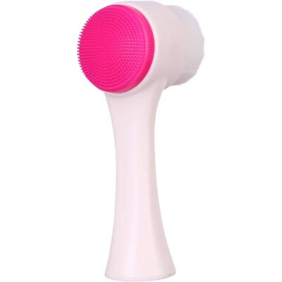 Gabriella Salvete Brand Model - Face Cleansing Brush Gabriella Salvete Brand Model - Face Cleansing Brush