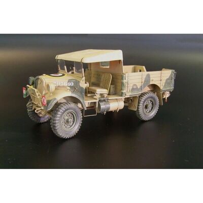Plus Model WOT-2C Camion léger échelle 1:35 - Kit de modèle - Publicité Plus Model WOT-2C Camion léger échelle 1:35 - Kit de modèle - Publicité