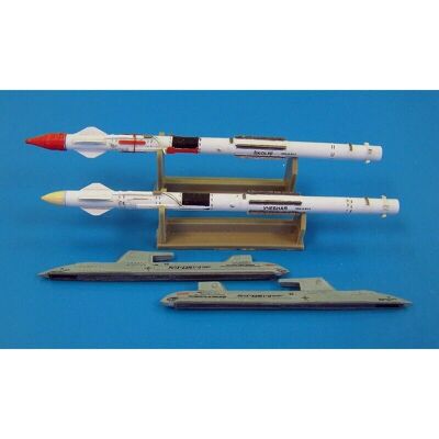 Plus Model UZR-23 Russische Rakete Flugzeugmodell - Maßstab 1:48 Plus Model UZR-23 Russische Rakete Flugzeugmodell - Maßstab 1:48