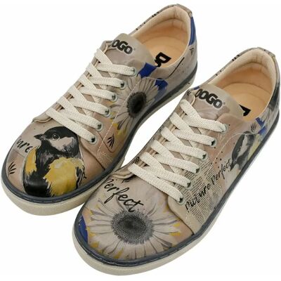 DOGO Modello 40 Sneakers Vegani - Design Sportivo DOGO Modello 40 Sneakers Vegani - Design Sportivo