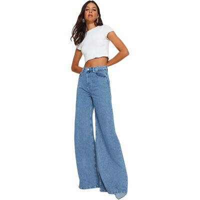 Jeans bleu clair Trendyol - Jambe large - 38 Jeans bleu clair Trendyol - Jambe large - 38