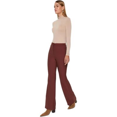 Trendyol Donkerbruin Rechte Gebreide Broek - Vrouw - 42 Trendyol Donkerbruin Rechte Gebreide Broek - Vrouw - 42
