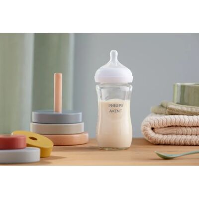 Philips Avent Natural Response Babyfles - 240ml - Transparant Philips Avent Natural Response Babyfles - 240ml - Transparant