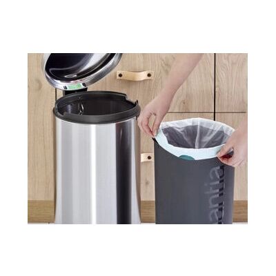 Brabantia NewIcon Pedalabfalleimer - 30L - Mattstahl Brabantia NewIcon Pedalabfalleimer - 30L - Mattstahl