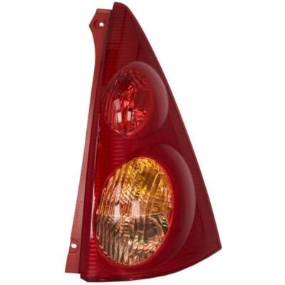 Lumină spate TYC - Roșu - Compatibil cu Citroën C1 și Peugeot 107 Lumină spate TYC - Roșu - Compatibil cu Citroën C1 și Peugeot 107