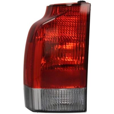 Tyc Volvo V70 XC70 Vänster baklykta nedre del - Baklykta Tyc Volvo V70 XC70 Vänster baklykta nedre del - Baklykta