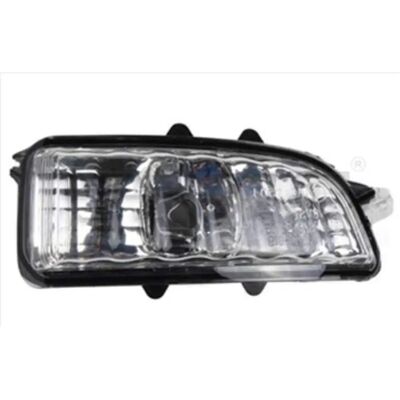 Tyc Volvo Semnalizare Dreapta Albă - Semnal de Vehicul Tyc Volvo Semnalizare Dreapta Albă - Semnal de Vehicul