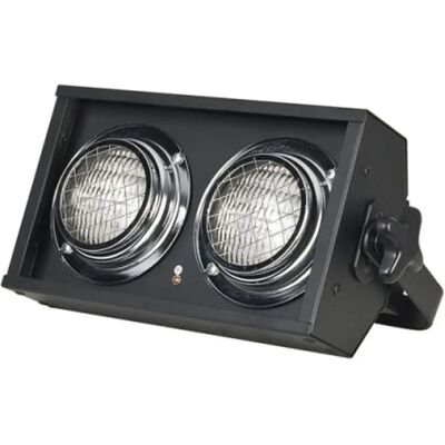 Showtec Stage Blinder 2 DMX - Scenelys - Svart Showtec Stage Blinder 2 DMX - Scenelys - Svart
