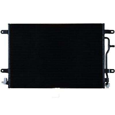 Condensatore in alluminio NRF per Audi A4 A6 - 565x385x16mm Condensatore in alluminio NRF per Audi A4 A6 - 565x385x16mm