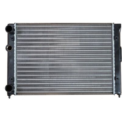 Radiatore Volkswagen Golf Vento - Alluminio, 430x322x34mm Radiatore Volkswagen Golf Vento - Alluminio, 430x322x34mm