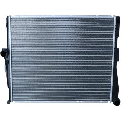 Radiateur en aluminium BMW X3 (E83) - 580mm noyau - Publicité Radiateur en aluminium BMW X3 (E83) - 580mm noyau - Publicité