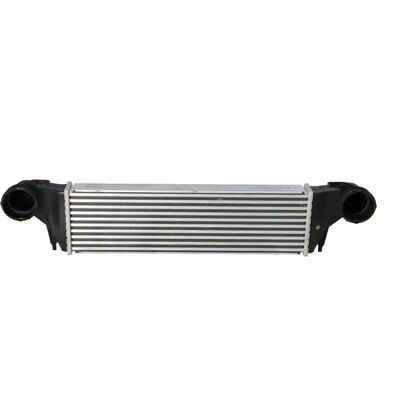 Intercooler NRF 30323 - Raffreddamento aria-aria e acqua Intercooler NRF 30323 - Raffreddamento aria-aria e acqua