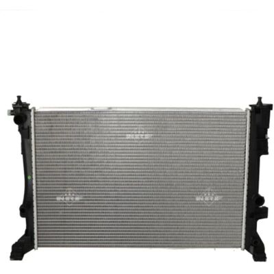Mercedes-Benz A2465001403 - Jäähdyttimen W176, CLA C117 Mercedes-Benz A2465001403 - Jäähdyttimen W176, CLA C117