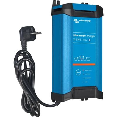 Victron Energy BPC123042022 - IP22 Charger 230V Victron Energy BPC123042022 - IP22 Charger 230V