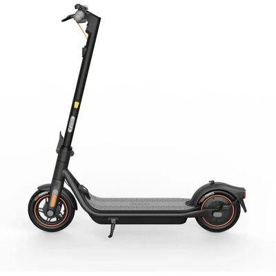 Ninebot par Segway KickScooter F65I noir - Publicité Ninebot par Segway KickScooter F65I noir - Publicité
