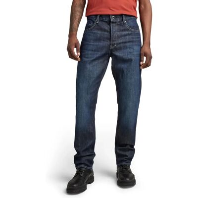 G-Star Triple Regular Straight Jeans getragen auf Meereshöhe G-Star Triple Regular Straight Jeans getragen auf Meereshöhe