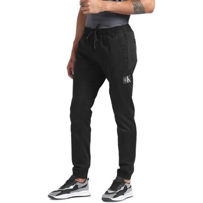 Calvin Klein Jeans Jogging slim logo - Jogginghose - Publicité Calvin Klein Jeans Jogging slim logo - Jogginghose - Publicité