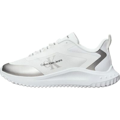 Baskets Calvin Klein Jeans Eva Runner Low Argentées - Sneakers - Publicité Baskets Calvin Klein Jeans Eva Runner Low Argentées - Sneakers - Publicité