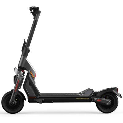 Ninebot par Segway KickScooter GT1E - Publicité Ninebot par Segway KickScooter GT1E - Publicité