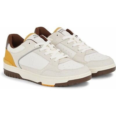 TOMMY HILFIGER - Basket Street - Beige - 40 - Shoes - Publicité TOMMY HILFIGER - Basket Street - Beige - 40 - Shoes - Publicité