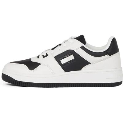 TOMMY JEANS Basket Rétro Sneakers - Sneakers - Publicité TOMMY JEANS Basket Rétro Sneakers - Sneakers - Publicité