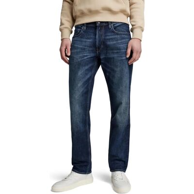G-Star Mosa Straight Fit Jeans (D23692) - (D23692-C052) porté dans stratos G-Star Mosa Straight Fit Jeans (D23692) - (D23692-C052) porté dans stratos