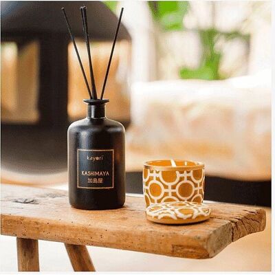 Kayori Kohaku Duftlys & Diffusor - Naturlig Duft - 500ml Kayori Kohaku Duftlys & Diffusor - Naturlig Duft - 500ml