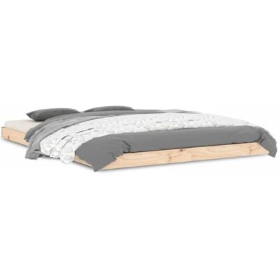 vidaXL Bettgestell 135x190 cm - Massives Kiefernholz vidaXL Bettgestell 135x190 cm - Massives Kiefernholz