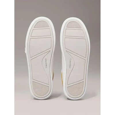 Calvin Klein - Leather Low Profile Trainers - White - Baskets - Publicité Calvin Klein - Leather Low Profile Trainers - White - Baskets - Publicité