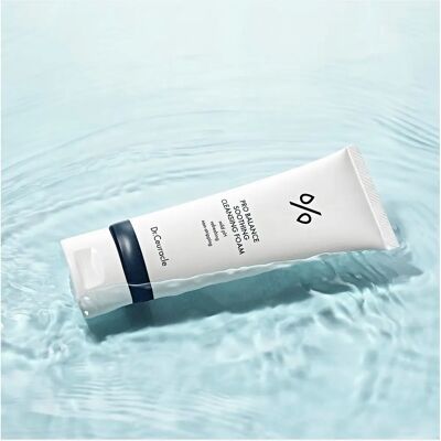 Dr Ceuracle - Pro Balance Soothing Cleansing Foam - Transparent - 150Ml Dr Ceuracle - Pro Balance Soothing Cleansing Foam - Transparent - 150Ml