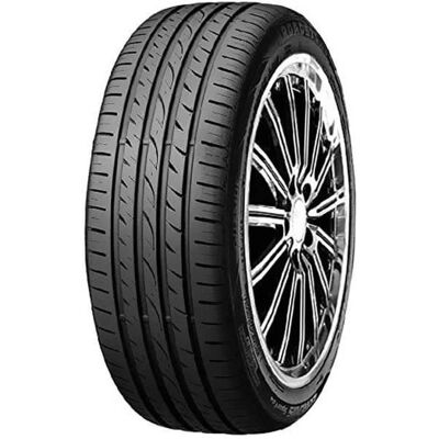 Roadstone Eurovis Sport 4 - 195/65 R15 - Wasserableitung - Sommerreifen Roadstone Eurovis Sport 4 - 195/65 R15 - Wasserableitung - Sommerreifen