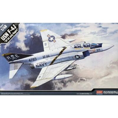 Kit Modell F-4J Phantom VF-84 Jolly Rogers - Decal & Pilota Kit Modell F-4J Phantom VF-84 Jolly Rogers - Decal & Pilota