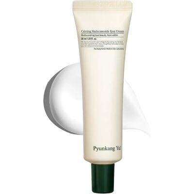 Pyunkang yul Kalmerende Madecassoside Spot Cream - Voor problematische huid Pyunkang yul Kalmerende Madecassoside Spot Cream - Voor problematische huid
