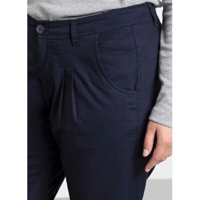 sheego Große Größen Modell 92 Slim Fit Blaue Chinohosen - Chinohosen sheego Große Größen Modell 92 Slim Fit Blaue Chinohosen - Chinohosen