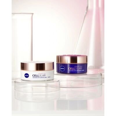 NIVEA Hyaluron Cellular Filler - Anti-Wrinkle Skincare Set NIVEA Hyaluron Cellular Filler - Anti-Wrinkle Skincare Set
