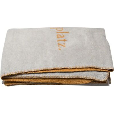 David Fussenegger - Lieblingsplatz - Gold - Throw blanket David Fussenegger - Lieblingsplatz - Gold - Throw blanket