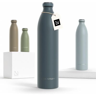 Lars Nysøm Garrafa de Água em Aço Inoxidável - 1500ml - Mantém Bebidas Frias e Quentes Lars Nysøm Garrafa de Água em Aço Inoxidável - 1500ml - Mantém Bebidas Frias e Quentes