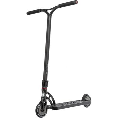 Madd Gear MGP Origin Extreme - Scooter léger avec deck durable - Publicité Madd Gear MGP Origin Extreme - Scooter léger avec deck durable - Publicité