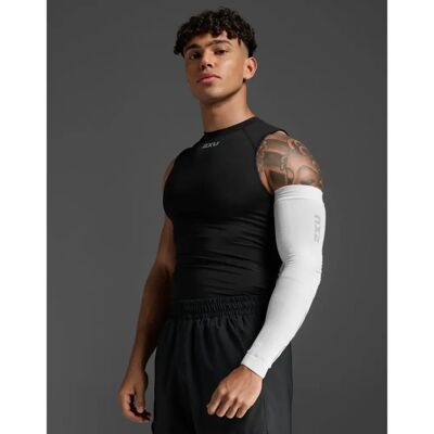 2XU White/Grey Flex Compression Single Arm Sleeve - Arm Sleeve 2XU White/Grey Flex Compression Single Arm Sleeve - Arm Sleeve