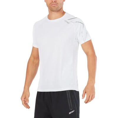 2XU Wit/Zilver Kort Mouw T-Shirt - Performance Fitnesskleding 2XU Wit/Zilver Kort Mouw T-Shirt - Performance Fitnesskleding