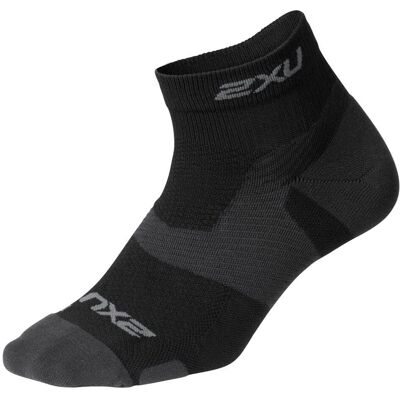 2XU Vectr Light Cush 1/4 Crew Socks - Sokkene 2XU Vectr Light Cush 1/4 Crew Socks - Sokkene