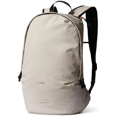 Bellroy Lite Daypack, Ash - Sac à dos - Publicité Bellroy Lite Daypack, Ash - Sac à dos - Publicité