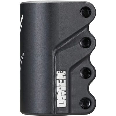 Collier Blunt Omen Noir pour Scooter - Collier de Scooter - Publicité Collier Blunt Omen Noir pour Scooter - Collier de Scooter - Publicité