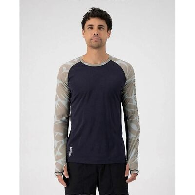 Mons Royale Temple Tech LS - Signal Lost/9 Iron Large Base Layer Mons Royale Temple Tech LS - Signal Lost/9 Iron Large Base Layer