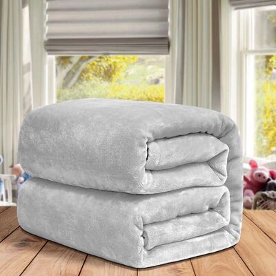 FeelGood Bedding LTD - Faux Fur Blanket - Silver - Blanket FeelGood Bedding LTD - Faux Fur Blanket - Silver - Blanket