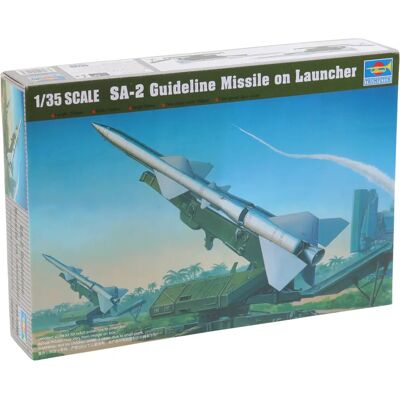Trumpeter SA-2 Guideline rakieta na launcherze - Zestaw modelarski Trumpeter SA-2 Guideline rakieta na launcherze - Zestaw modelarski